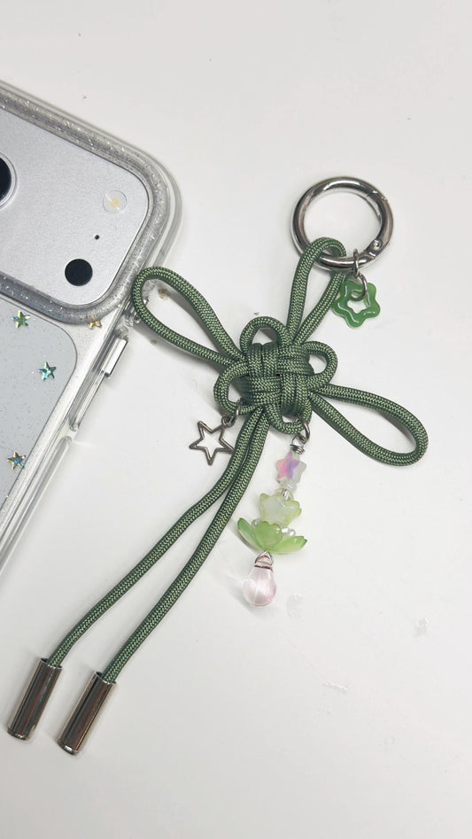 Floral Jade Star Fortune Knot Keychain: Handmade Chinese Lucky Charm
