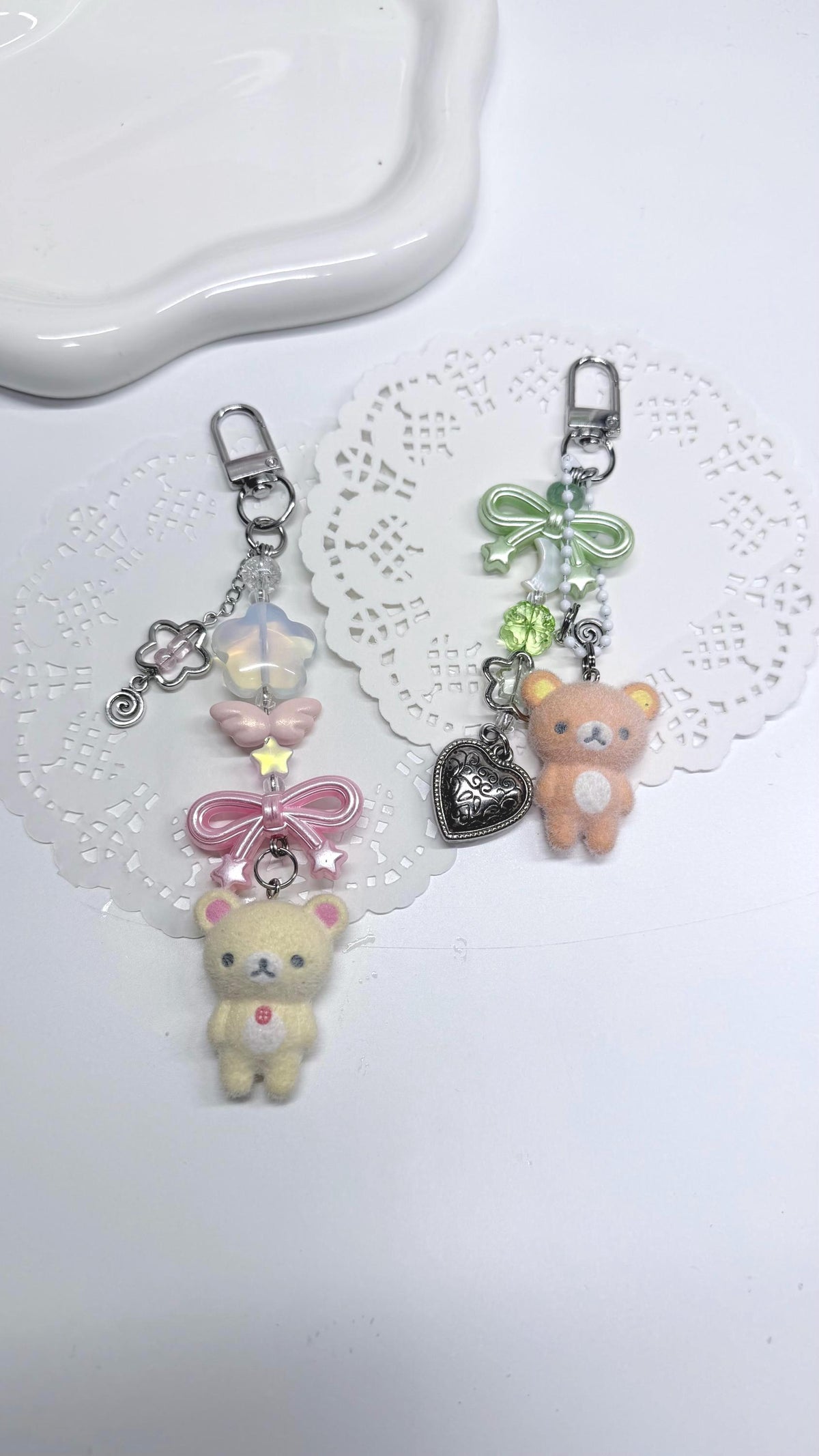 Lucky Four Leaf Clover White Dog Charm Flocked Dog Beaded Keychain Accessory Whimsical Core