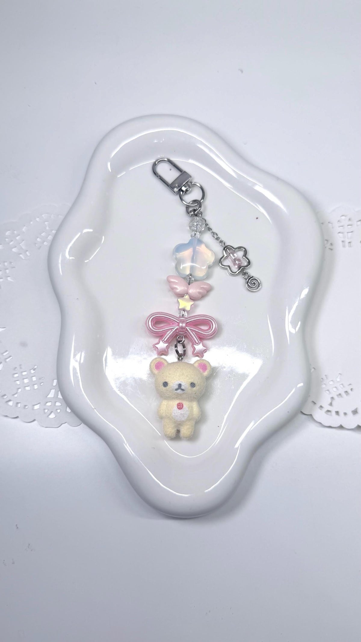 Lucky Four Leaf Clover White Dog Charm Flocked Dog Beaded Keychain Accessory Whimsical Core