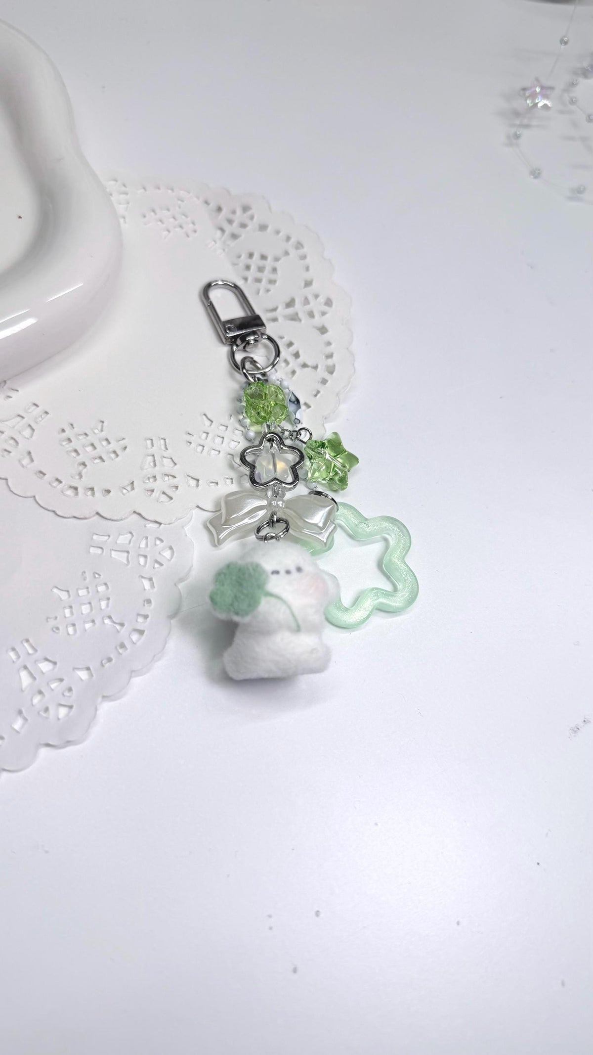 Lucky Four Leaf Clover White Dog Charm Flocked Dog Beaded Keychain Accessory Whimsical Core
