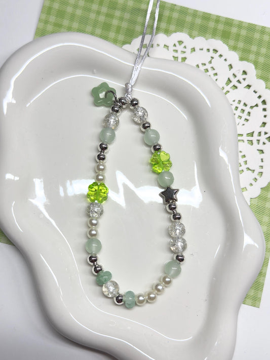 Lucky Four Leaf Clover Green Beaded Phone Strap Handmade Wrist Lanyard