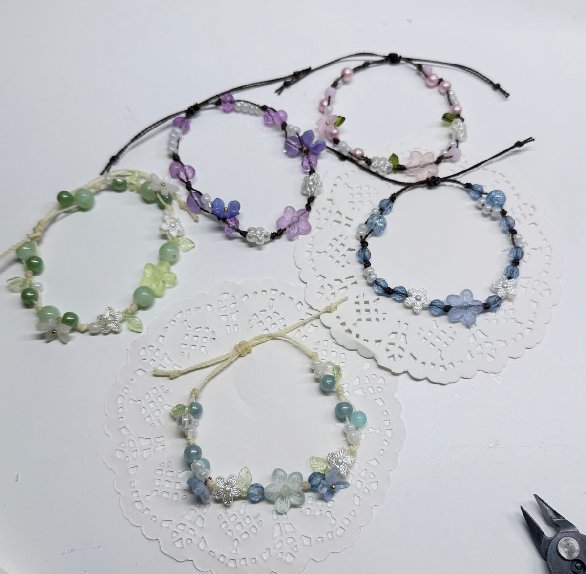 Handmade Floral Blooming Garden Style Water Resistant Knotted Bracelet fashion accessories